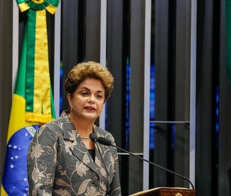 Left or right dilma reproducao instagram1