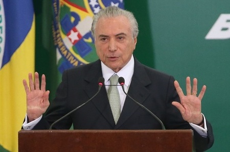 Left or right temer