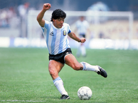 Left or right maradona