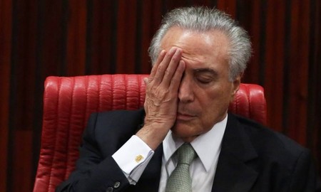 Left or right xmichel temer.jpg.pagespeed.ic.cnbfehuzja