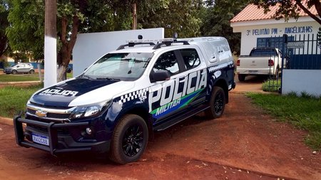 Left or right 301f6d60637449ac9feb30b938a40e31 1