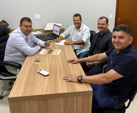 Left or right 395ab0b7a6e6da878f53659c4b6090b6 1